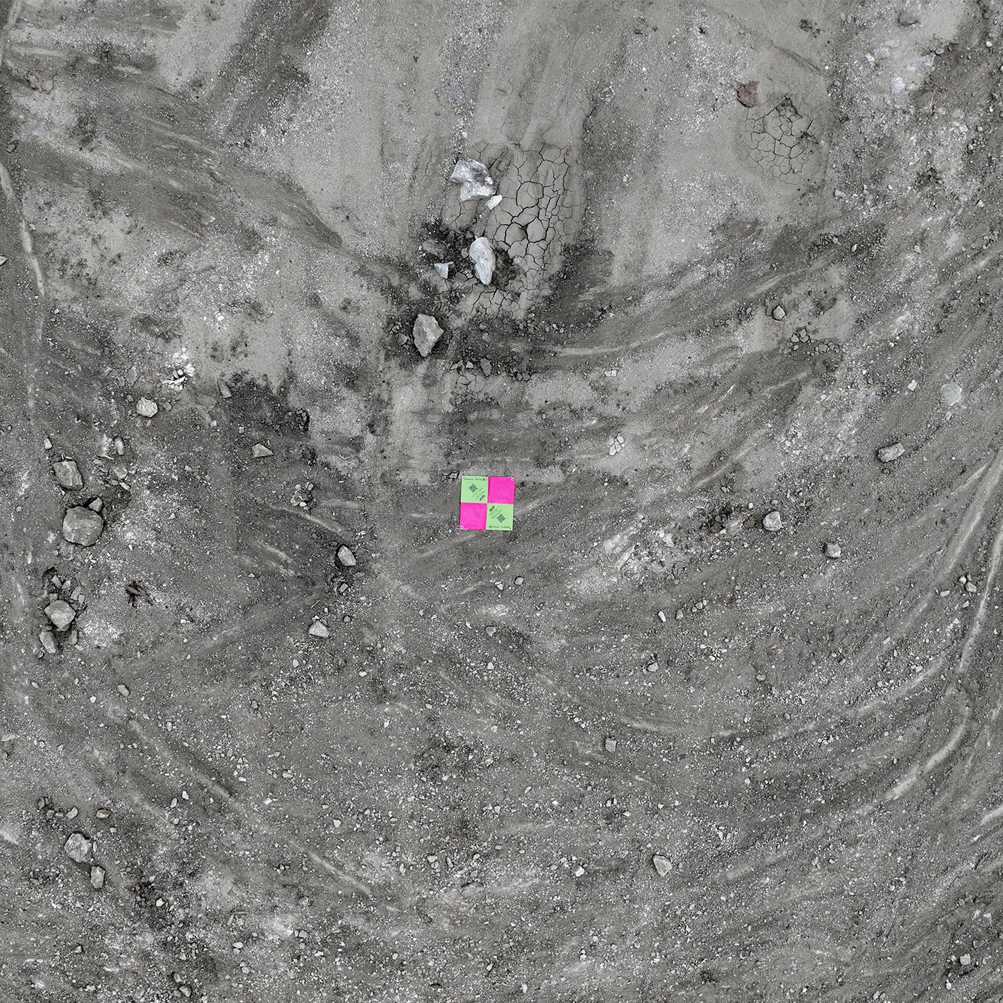 Punct de control la sol (Ground Control Point) - GCP pentru topografie, cadastru, mapare aeriană