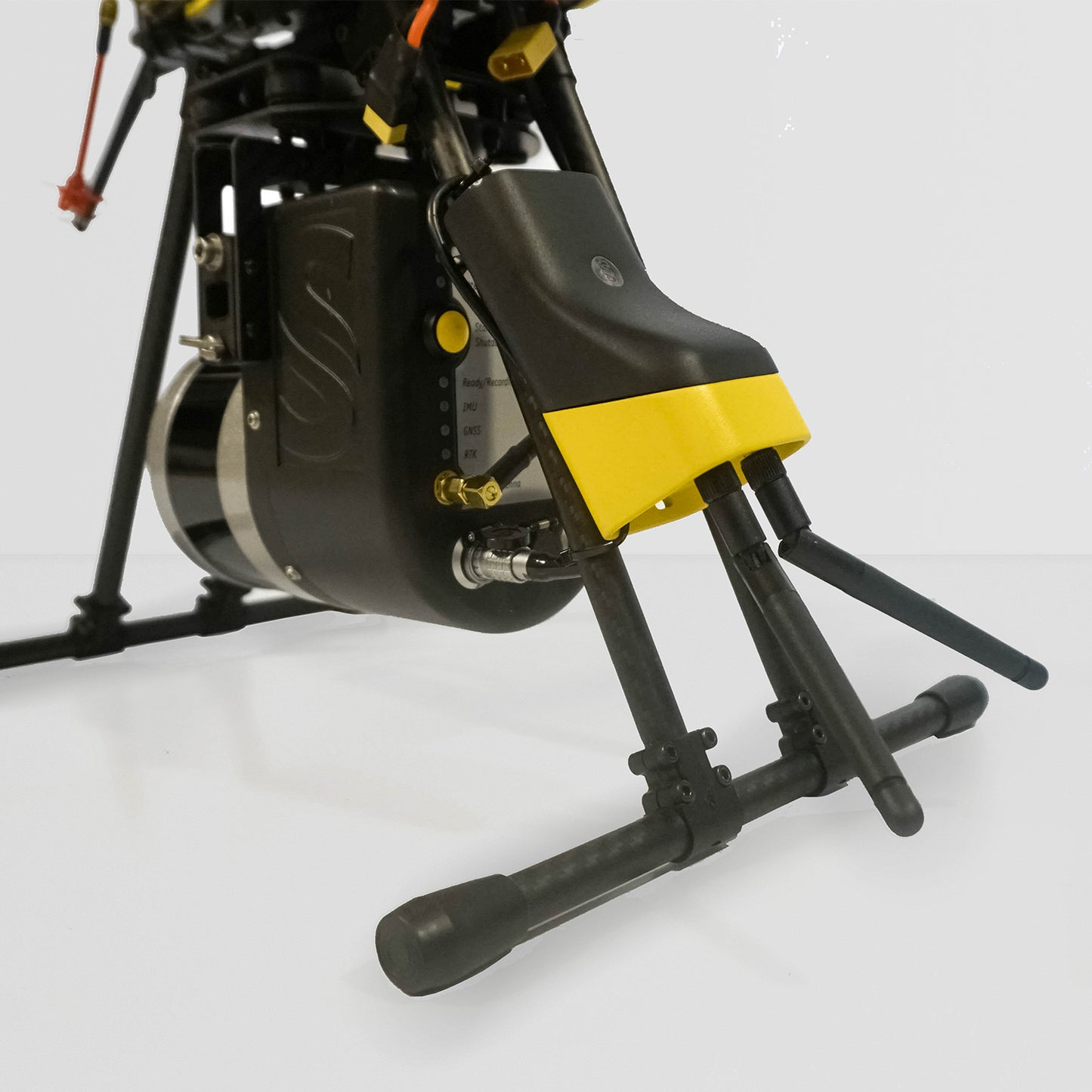 YellowScan LiveStation visualisation software and 900 MHz ethernet radio-modems